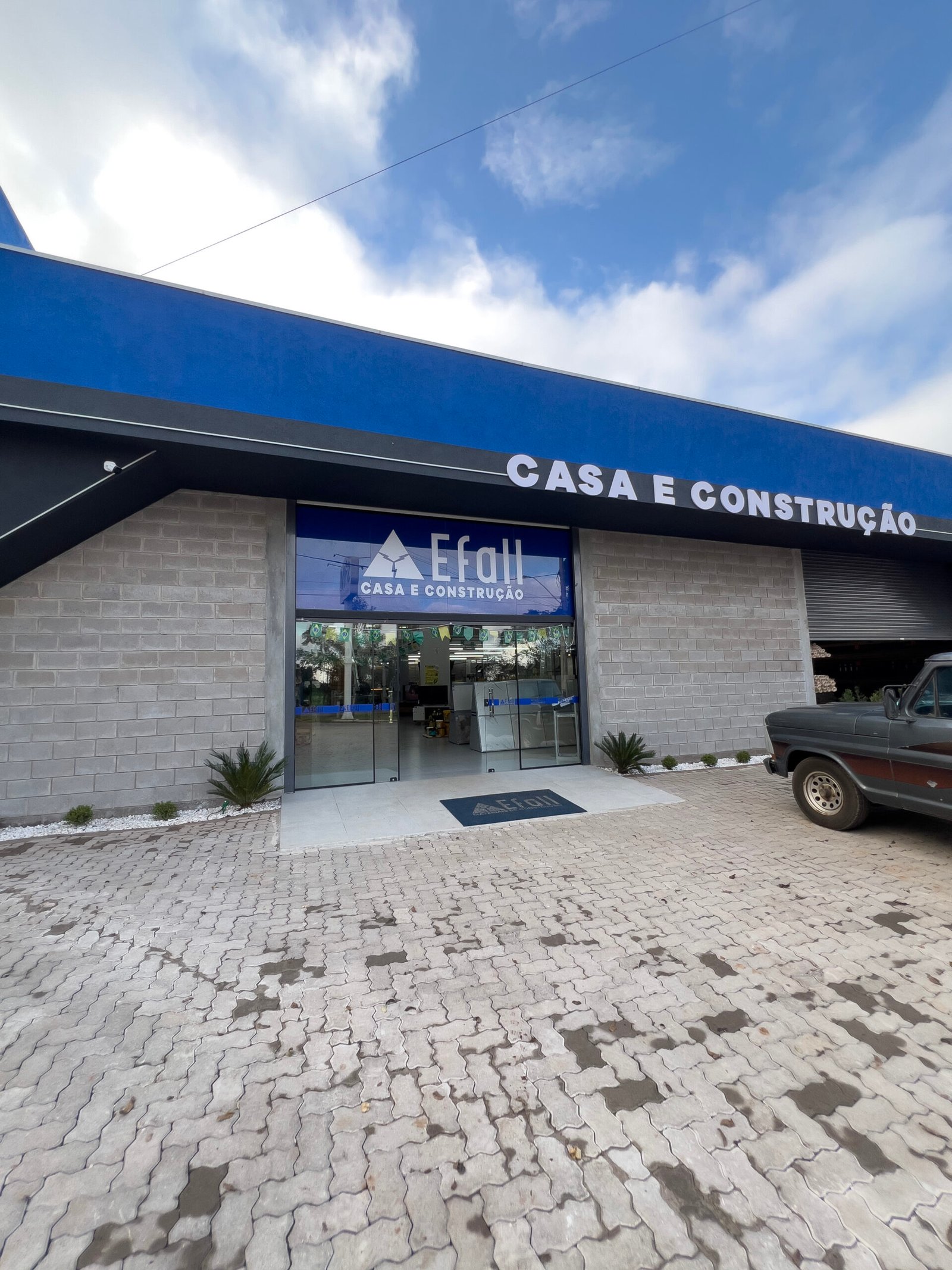 Fachada Efall